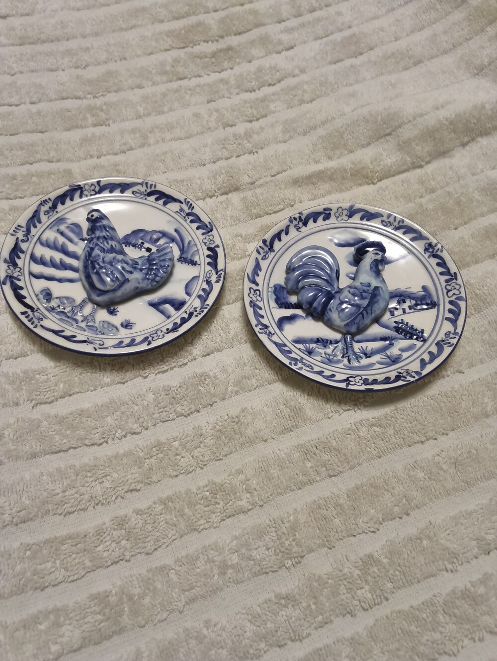 Ganz Bella Casa Blue & White Rooster and Hen 3 D Plates.